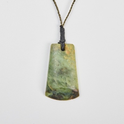 A Contemporary Tangiwai Toki Pendant, Aotearoa