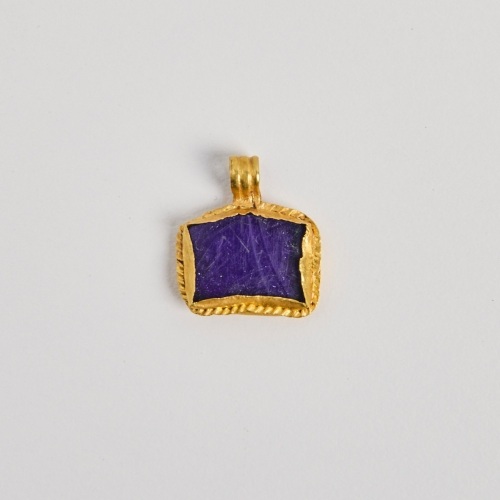 A Roman Pendant Made from Glass and Gold, Ancient Rome
