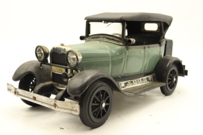 (1) Jim Beam 100 Months Old 1929 Model A Phaeton Bourbon Decanter, 80 proof, 750ml