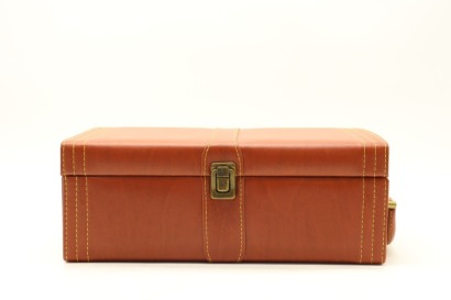 (1) Leather Two-Bottle Travel Case with Wine Accessories (GB)