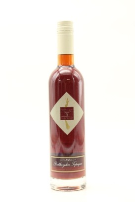 (1) Campbells Classic Rutherglen Topaques, Australia, 17.5% ABV, 500ml