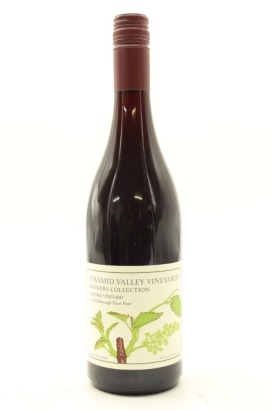 (1) 2016 Pyramid Valley Vineyards 'Growers Collection' Calrossie Vineyard Pinot Noir, Marlborough