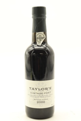 (1) 2000 Taylor Fladgate Vintage Port, Portugal, 20.5% ABV