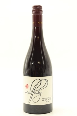 (1) 2018 Mt. Difficulty Pinot Noir, Bannockburn