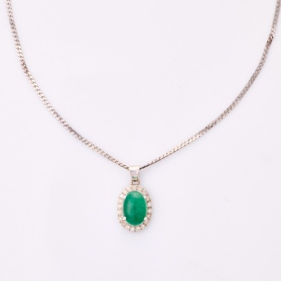 18ct White Gold, 3.15ct Cabochon Cut Emerald / .28ct Diamond Pendant on 45cm Sterling Silver Chain