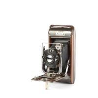 HOUGHTON (England): A Rollfilm Camera