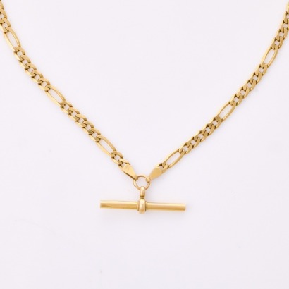 9ct Yellow Gold, 48cm Curb Link Chain, with 'T' bar and Two Albert Clasps