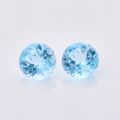 Loose, Pair of Matching Round Blue Topaz