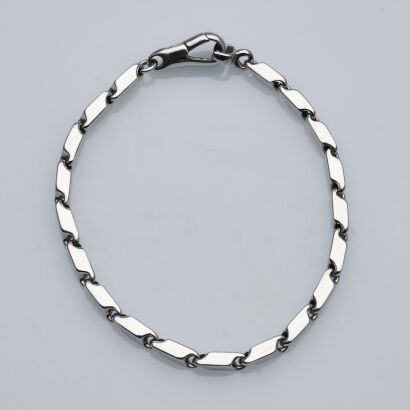 Silver Tone Modern Link Bracelet with Lobster Clasp