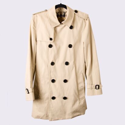 Burberry, The Kensington Short Length Trenchcoat, Size 46, Medium