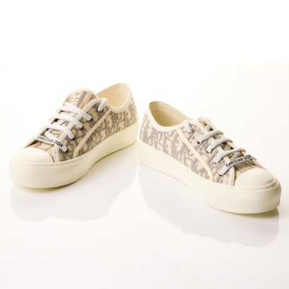 Christian Dior, White / Grey Oblique Embroided Walk 'n' Dior Sneakers Size 36.5 - Near new