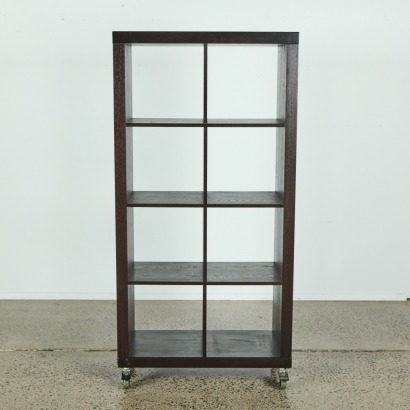 A Cubed Bookshelf on Castors