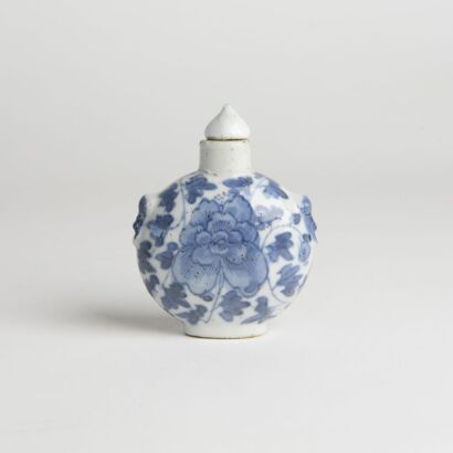 A Chinese Qing Dynasty Blue and White &lsquo;Floral&rsquo; Snuff Bottle