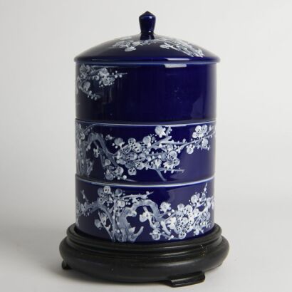 A Chinese 20th Century Blue-glazed&lsquo;Floral&rsquo;Lidded Box