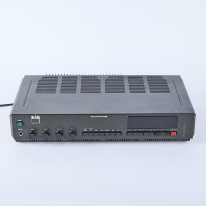 An NAD 7125 Stereo Receiver