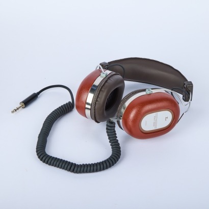 A NOS Technics EAH-220 Headphones