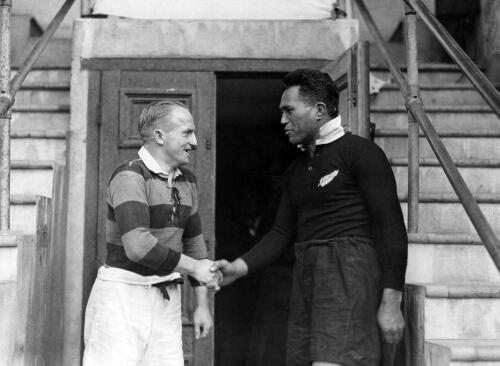 George Nepia (captain of the Māori team) shakes hands with F.D. Kilby (Wellington Captain) before match