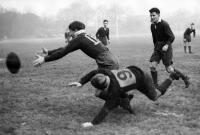 New Zealander attempts to intercept pass