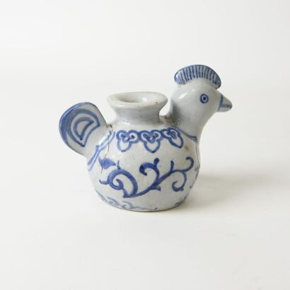 A Vietnamese Kiln Blue and White Rooster Handled Pot