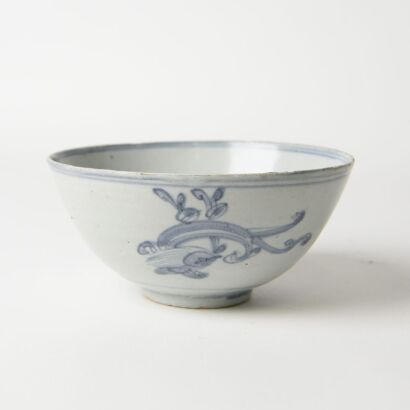 A Chinese Ming Dynasty Blue and White Dragon Bowl
