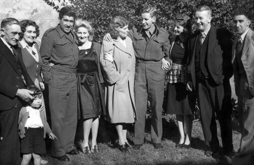 W.O.R.L. Dobson and W.O. Johnny Smith (two star backs of the Kiwi team) reunited with their relatives