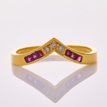 14ct Yellow Gold, 1.5mm Ruby / .03ct Diamond Ring