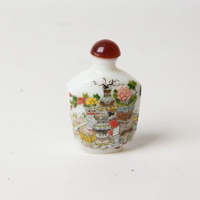 A Chinese Overlay &lsquo;Floral and Antique&rsquo; Glass Snuff Bottle