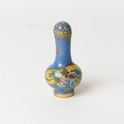 A Chinese Cloisonn&eacute; &lsquo;Dragon&rsquo; Snuff Bottle