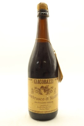 (1) NV Giacobazzi Lambrusco di Modena Vino Frizzante Naturale, Italy