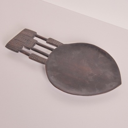 A Dari Ni Waiwai Ni Bete Priest&rsquo;s Dish, Fiji