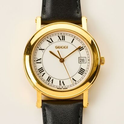 Gold Plated, 33mm Gucci 7200M Quartz Wristwatch with Tags, circa 1990's