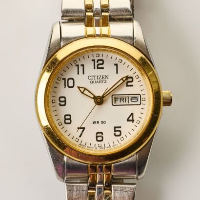 Stainless Steel / Gold Tone, 25mm Citizen WR50 Ladies Quartz Wristwatch, circa late 1990's