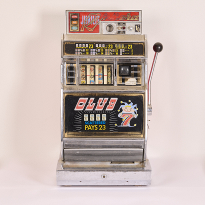 A Vintage Jubilee Riviera Slot Machine