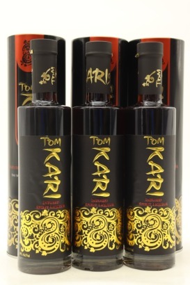 (3) Tom Kari Infused Spirit Liqueur, New Zealand, 39% ABV, 375ml (GB)