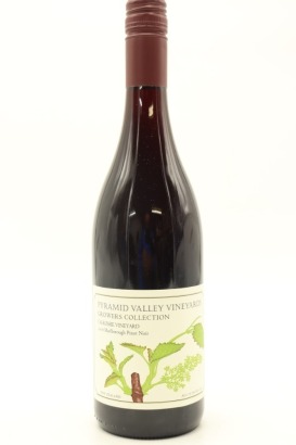 (1) 2016 Pyramid Valley Vineyards 'Growers Collection' Calrossie Vineyard Pinot Noir, Marlborough