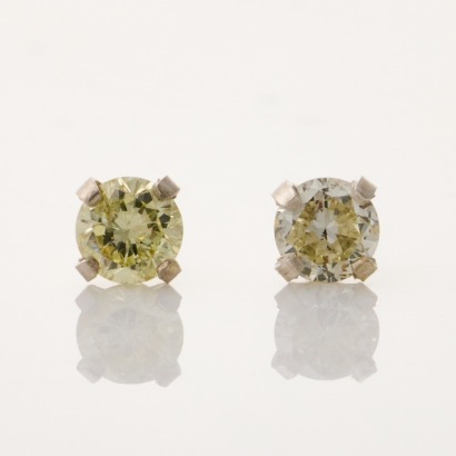 14ct White Gold, .17ct Diamond Stud Earrings