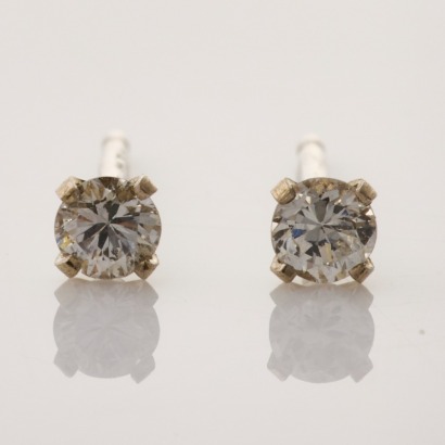 14ct White Gold, .16ct Diamond Stud Earrings