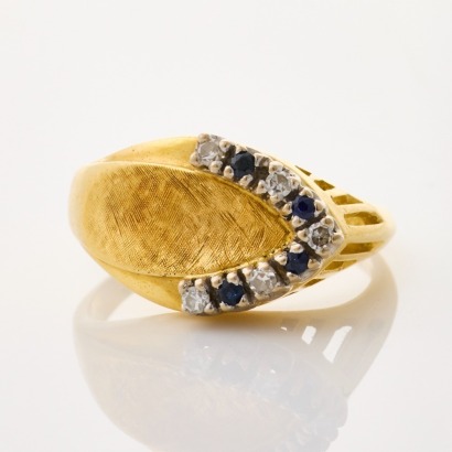 18ct Yellow / White Gold, Sapphire / .08ct Diamond Dress Ring