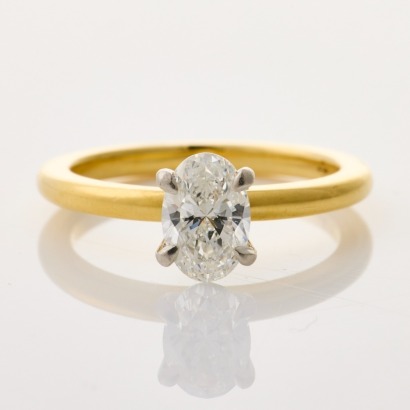 Cul&eacute;t, NZ Made, Platinum / 18ct Yellow Gold, .80ct Diamond Solitaire Ring, GIA certified