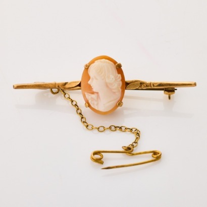 9ct Yellow Gold, Shell Cameo Bar Brooch