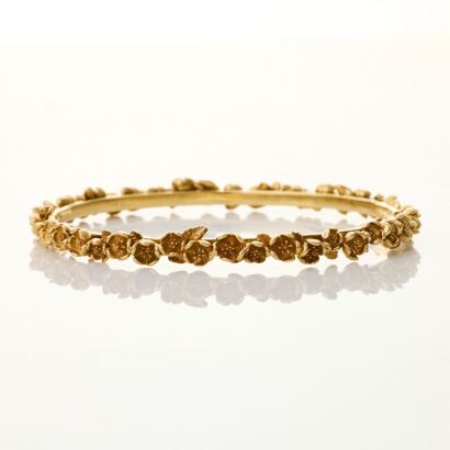 Karen Walker, 9ct Yellow Gold, Modern, Applied Carved / Engraved Wreath Bangle