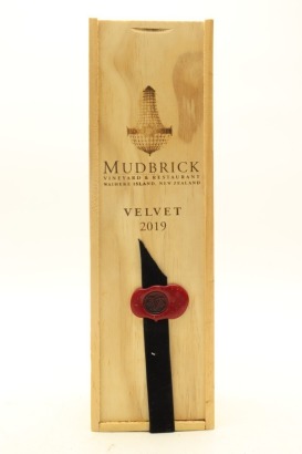 (1) 2019 Mudbrick Vineyard Velvet, Waiheke Island (OWC)