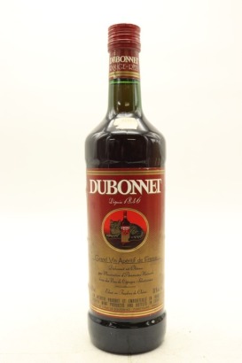 (1) Dubonnet Grand Vin Aperitif de France, 18% ABV, 750ml, Circa. 1980's