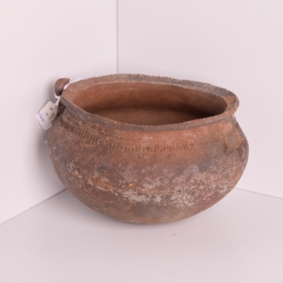 A Large Markham Valley Ceramic Pot, Papua New Guinea
