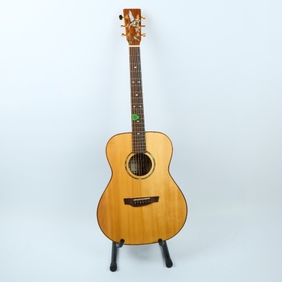 A Lawrence K Smith Luthier Accoustic Guitar