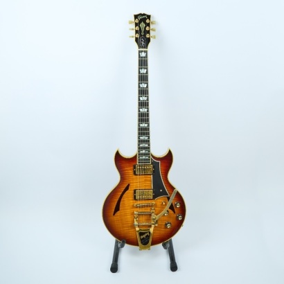 An Custom Gibson Johnny Guitar