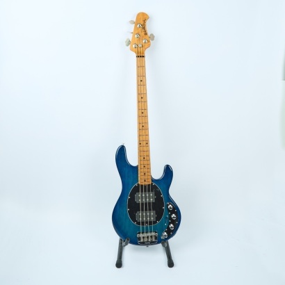 A Stingray Special HH Bass