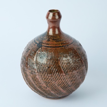 An Ovoid for med Studio Pottery Vase