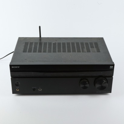 A Sony Amp_ Model STR-DN850