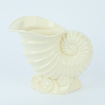A Beswick Nautilus Vase